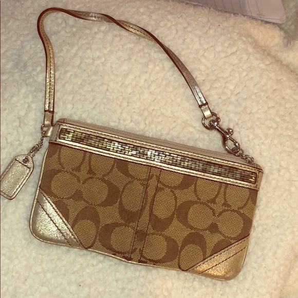 Gold & Bead Trim Coach Signature Jacquard Wristlet - Picture 1 of 5